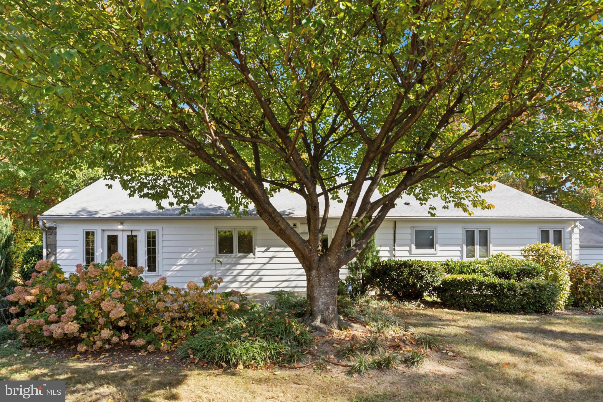 426 Merion Road Merion Station, PA 19066 - Photo 7 of 38 Gallery Image 7