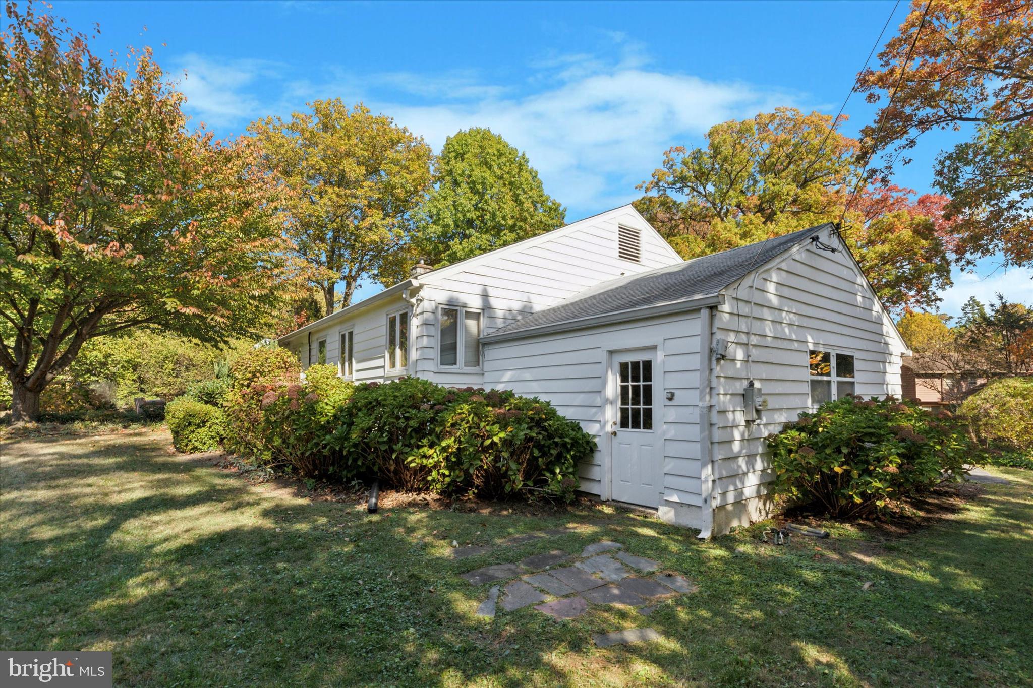 426 Merion Road Merion Station, PA 19066 - Photo 8 of 38 Gallery Image 8