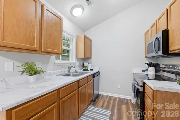 $284,900 | 11026 Olde English Drive, Charlotte, NC 28216