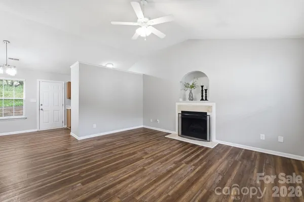 $284,900 | 11026 Olde English Drive, Charlotte, NC 28216