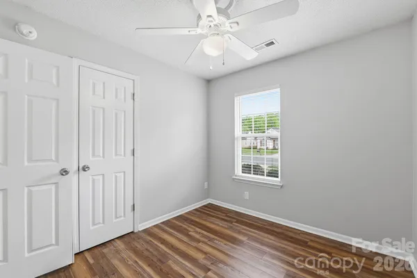 $284,900 | 11026 Olde English Drive, Charlotte, NC 28216