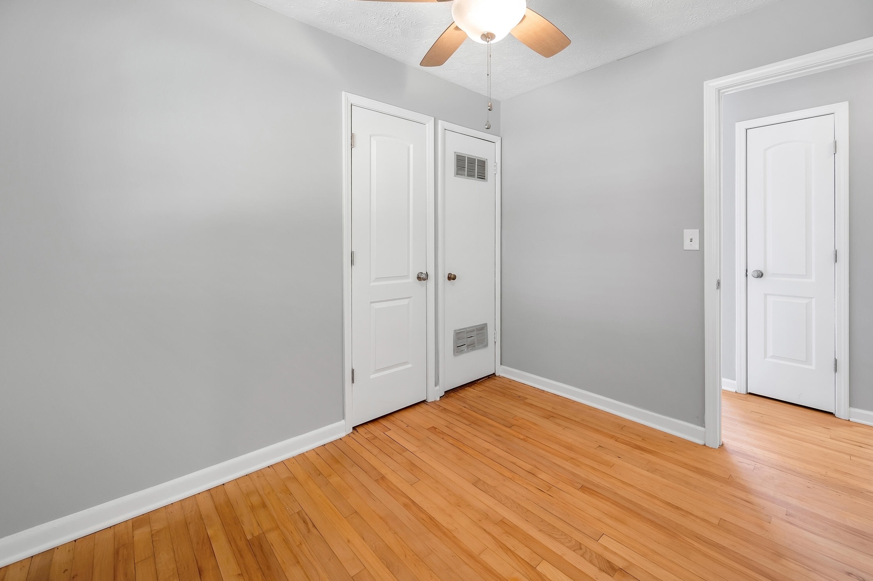 2012 Parallel Road Lexington, KY 40511 - Photo 20 of 34 TDB_4935