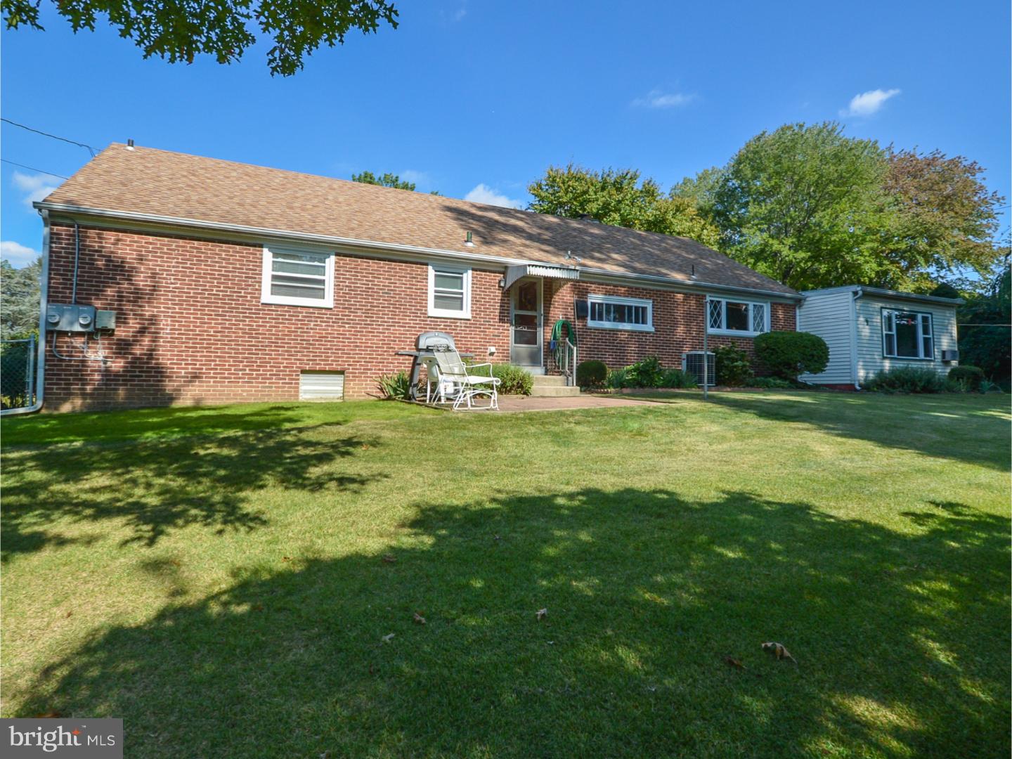 168 Madison Road Huntingdon Valley, PA 19006 - Photo 5 of 25 Exterior Back