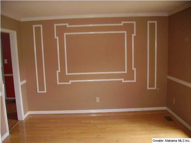 236 Chambers Circle Bessemer, AL 35022 - Photo 3 of 28