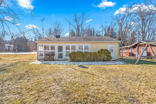 $135,000 | 5339 Lake Drive, Reading, MI 49274