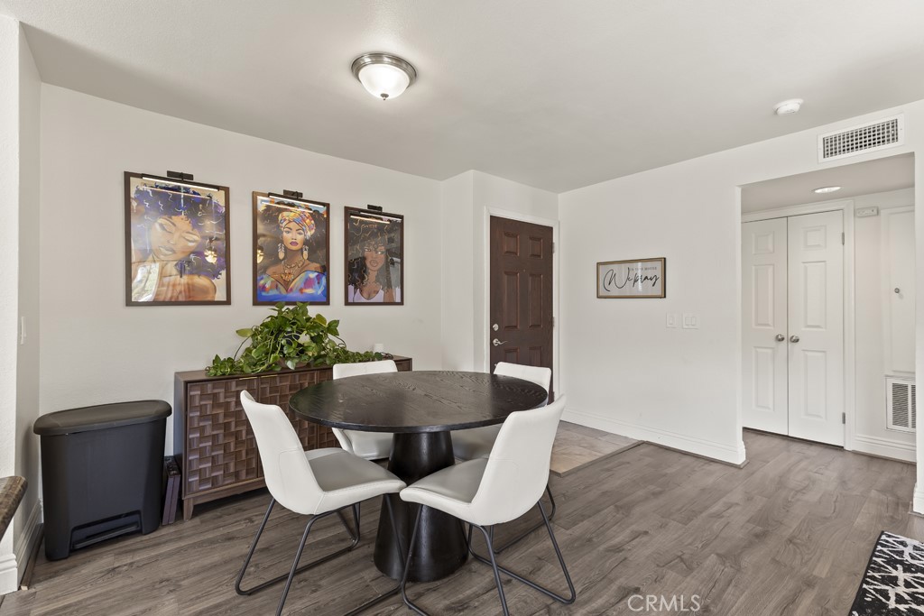 2320 Del Mar Way, Unit 102 Corona, CA 92882 - Photo 6 of 31