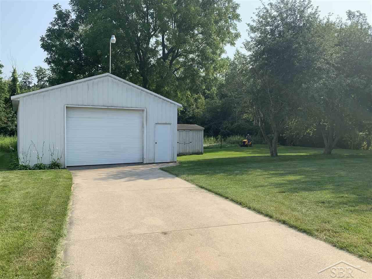 4640 Baker Road Bridgeport, MI 48722 - Photo 7 of 8