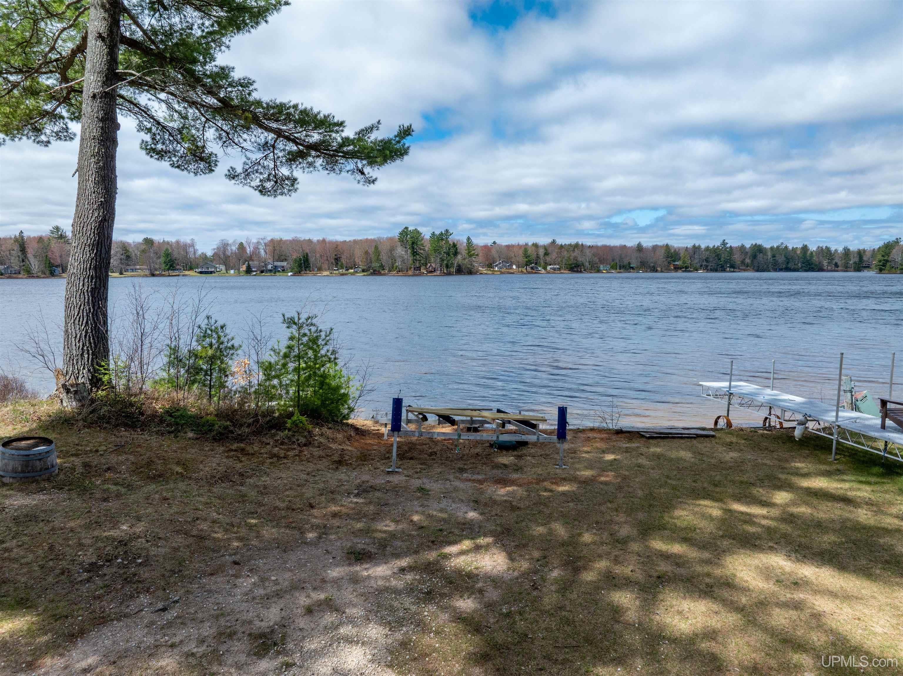 3865 Peninsula Point Road Munising, MI 49862 - Photo 76 of 88