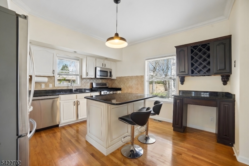 21 Grove Street Summit, NJ 07901 - Photo 12 of 32