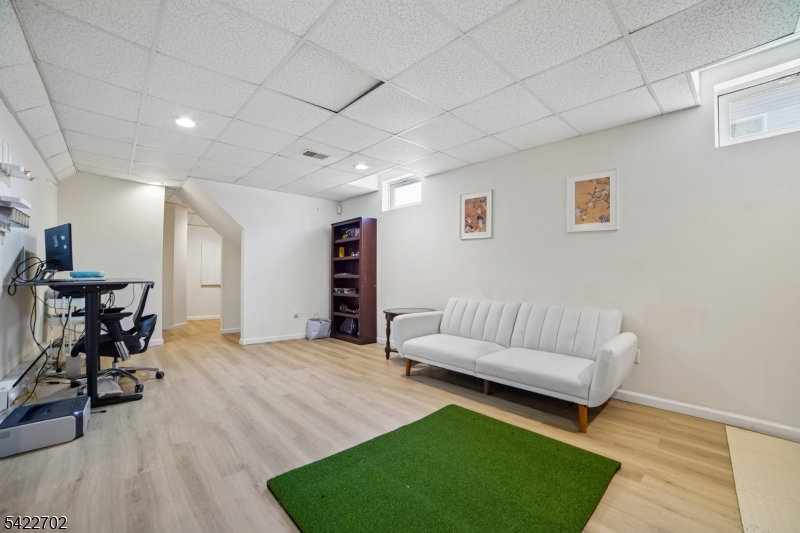 21 Grove Street Summit, NJ 07901 - Photo 25 of 32