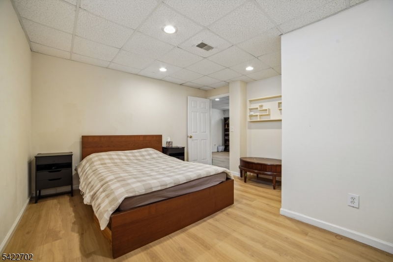 21 Grove Street Summit, NJ 07901 - Photo 27 of 32