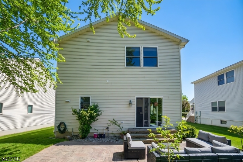 21 Grove Street Summit, NJ 07901 - Photo 30 of 32