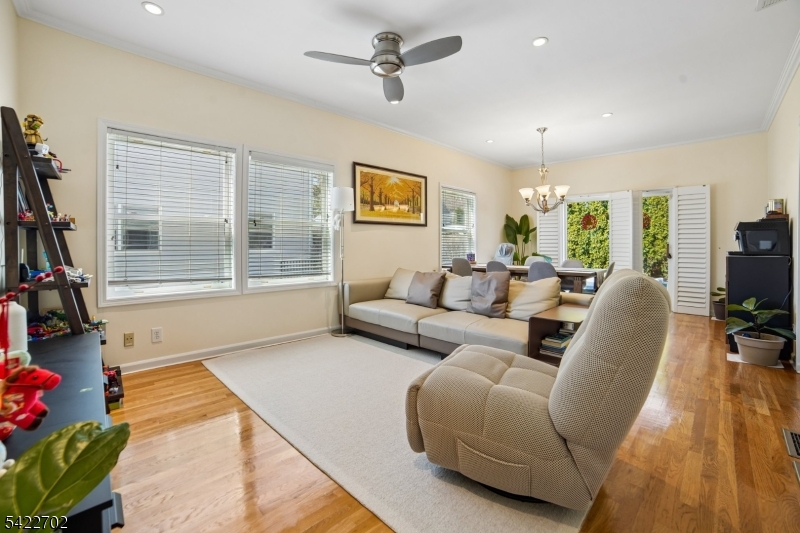 21 Grove Street Summit, NJ 07901 - Photo 6 of 32