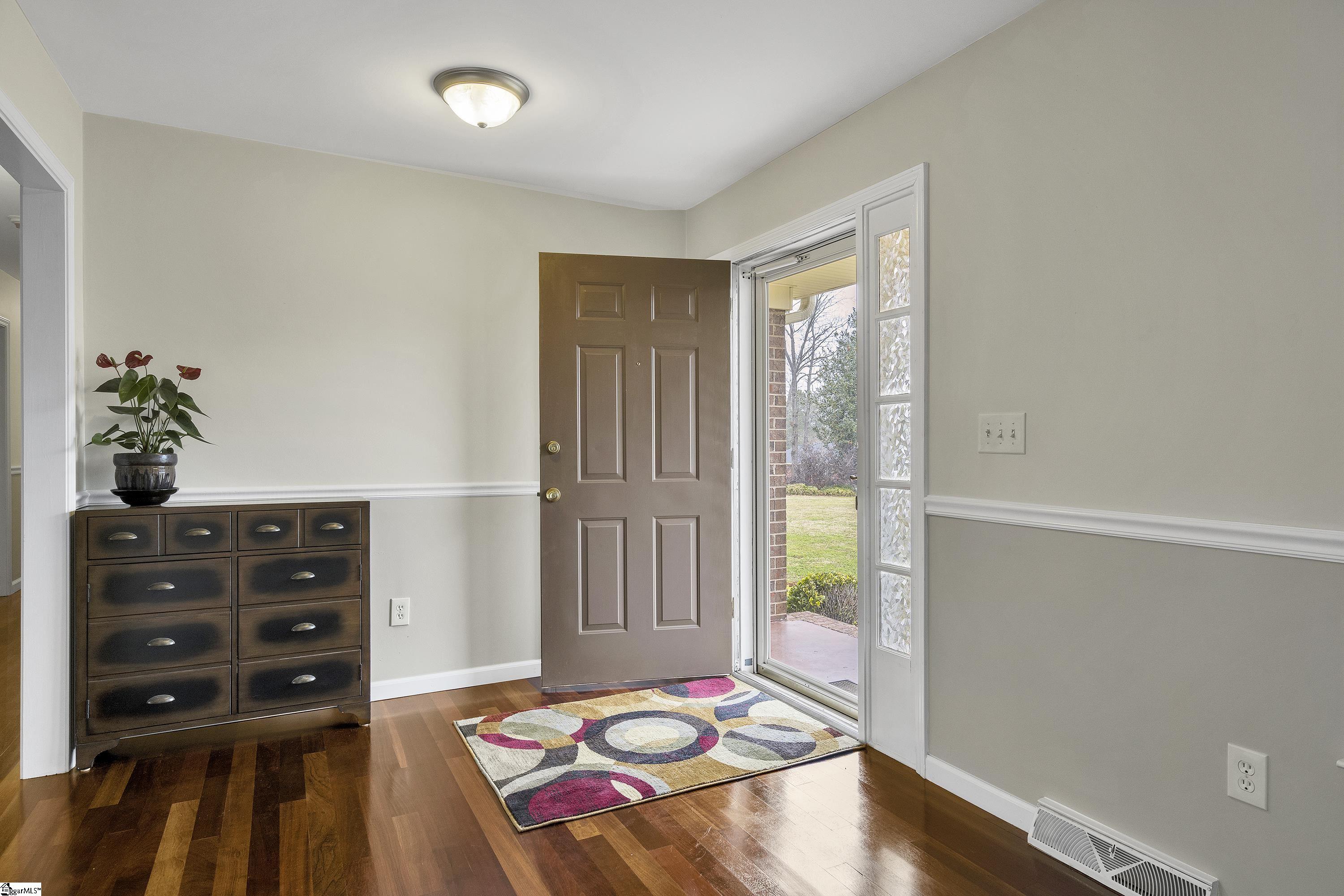 104 Del Riso Circle Easley, SC 29642 - Photo 4 of 36 Gallery Image 4