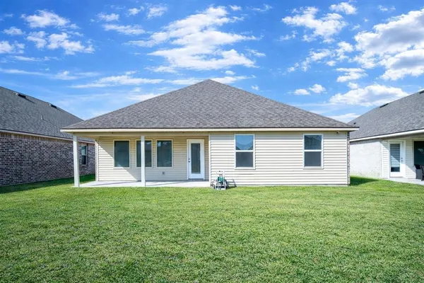 $2,500 | 2234 South Savannah Lakes, Lake Charles, LA 70607