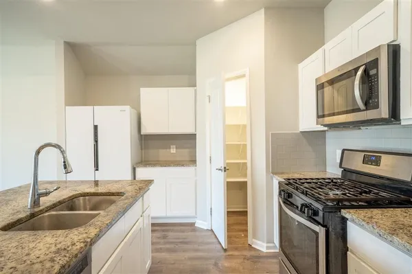 $2,500 | 2234 South Savannah Lakes, Lake Charles, LA 70607