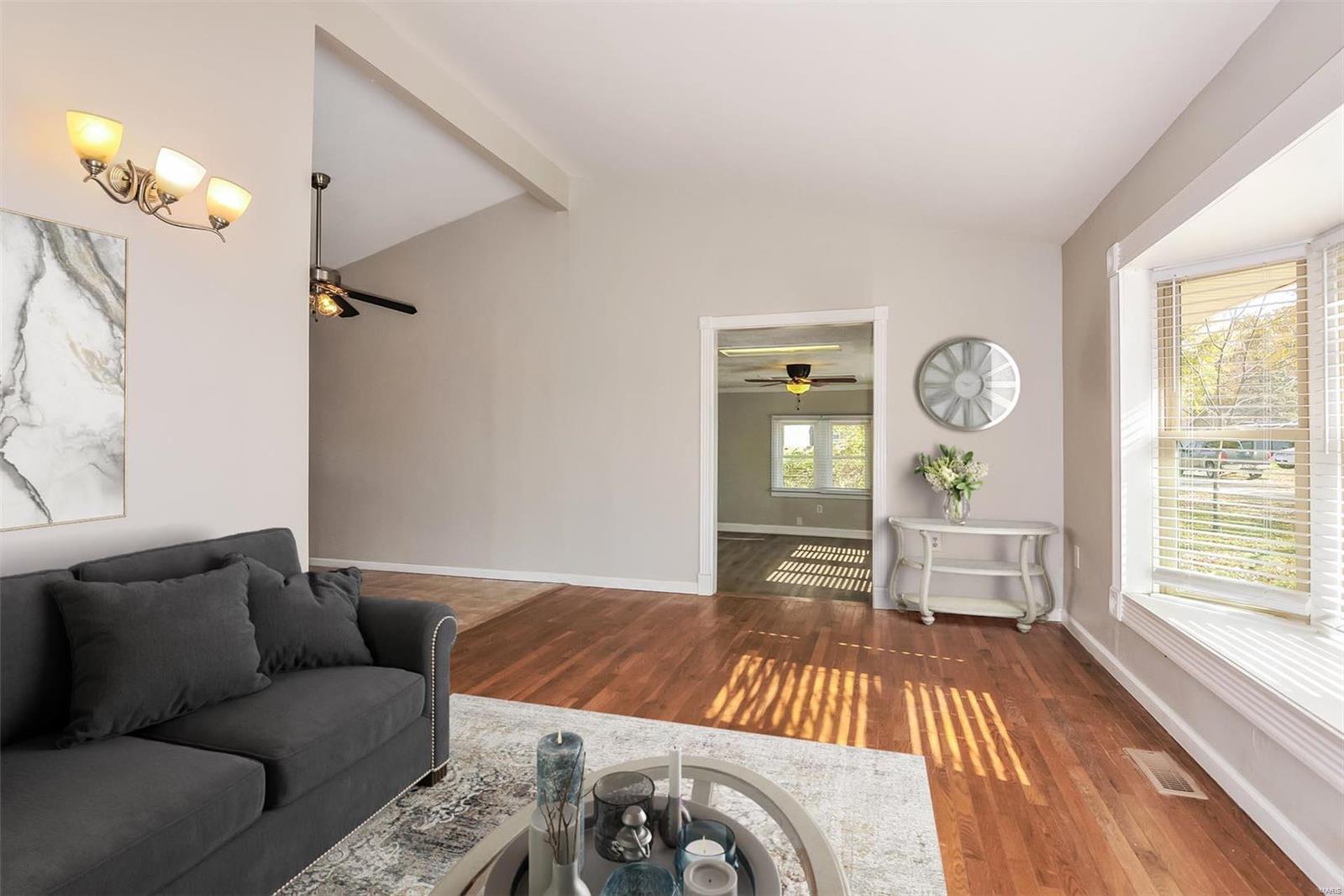 18 Hunting Creek Road St. Peters, MO 63376 - Photo 3 of 19 Gallery Image 3
