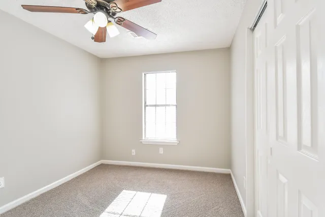 $1,735 | 7111 Peppermill Lane, Memphis, TN 38125