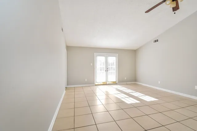 $1,735 | 7111 Peppermill Lane, Memphis, TN 38125