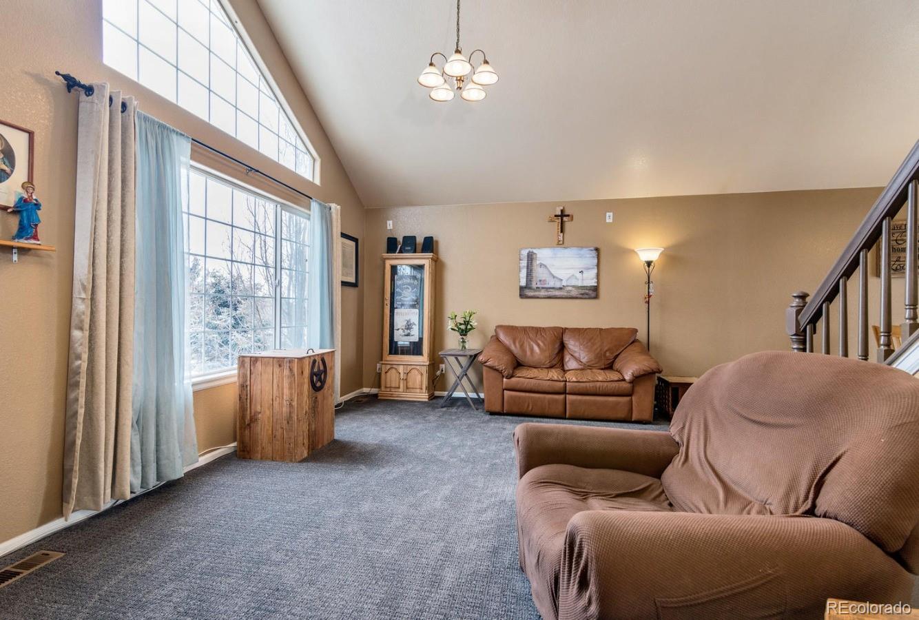 34102 Prairie Loop Elizabeth, CO 80107 - Photo 5 of 19 Gallery Image 5