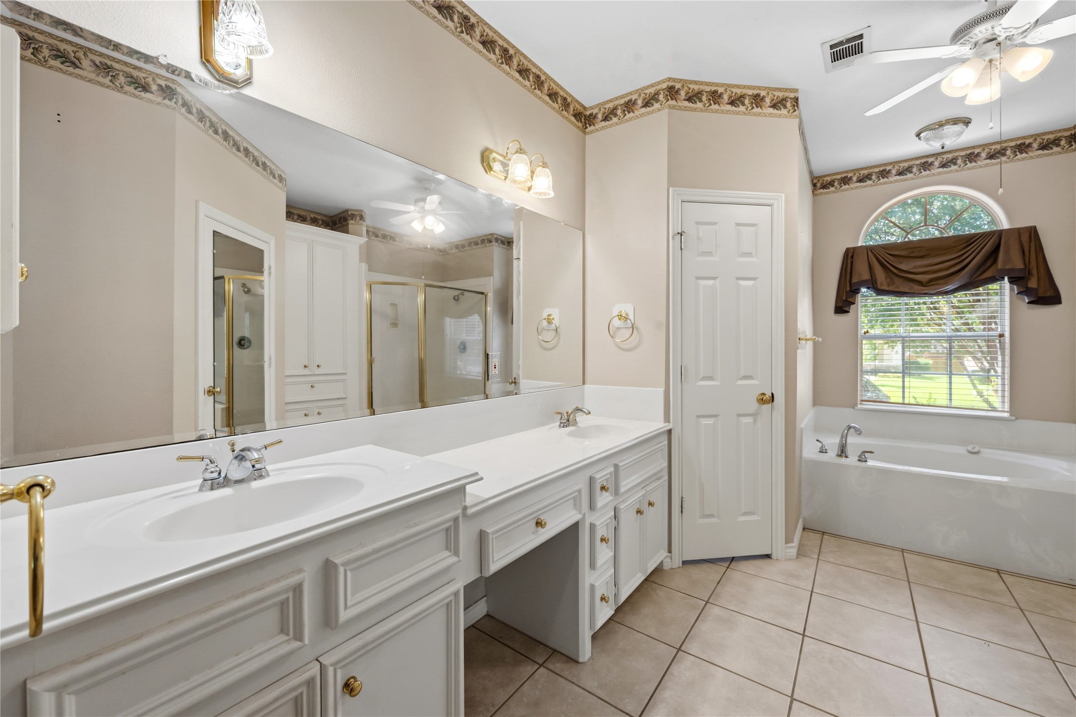 319 Palais Verde Road Montgomery, TX 77356 - Photo 19 of 40 Gallery Image 19