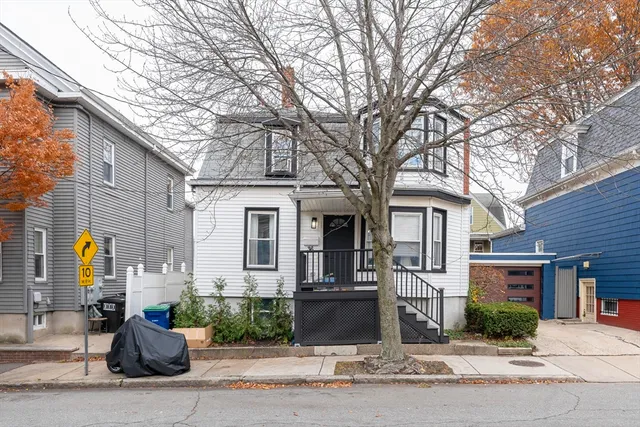 $4,000 | 36 Sargent Avenue, Somerville, MA 02145