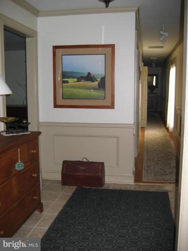 5394 Old Bust Head Road Broad Run, VA 20137 - Photo 11 of 29 Foyer w/ceramic tile floor