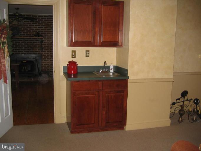 5394 Old Bust Head Road Broad Run, VA 20137 - Photo 15 of 29 Family Room #2