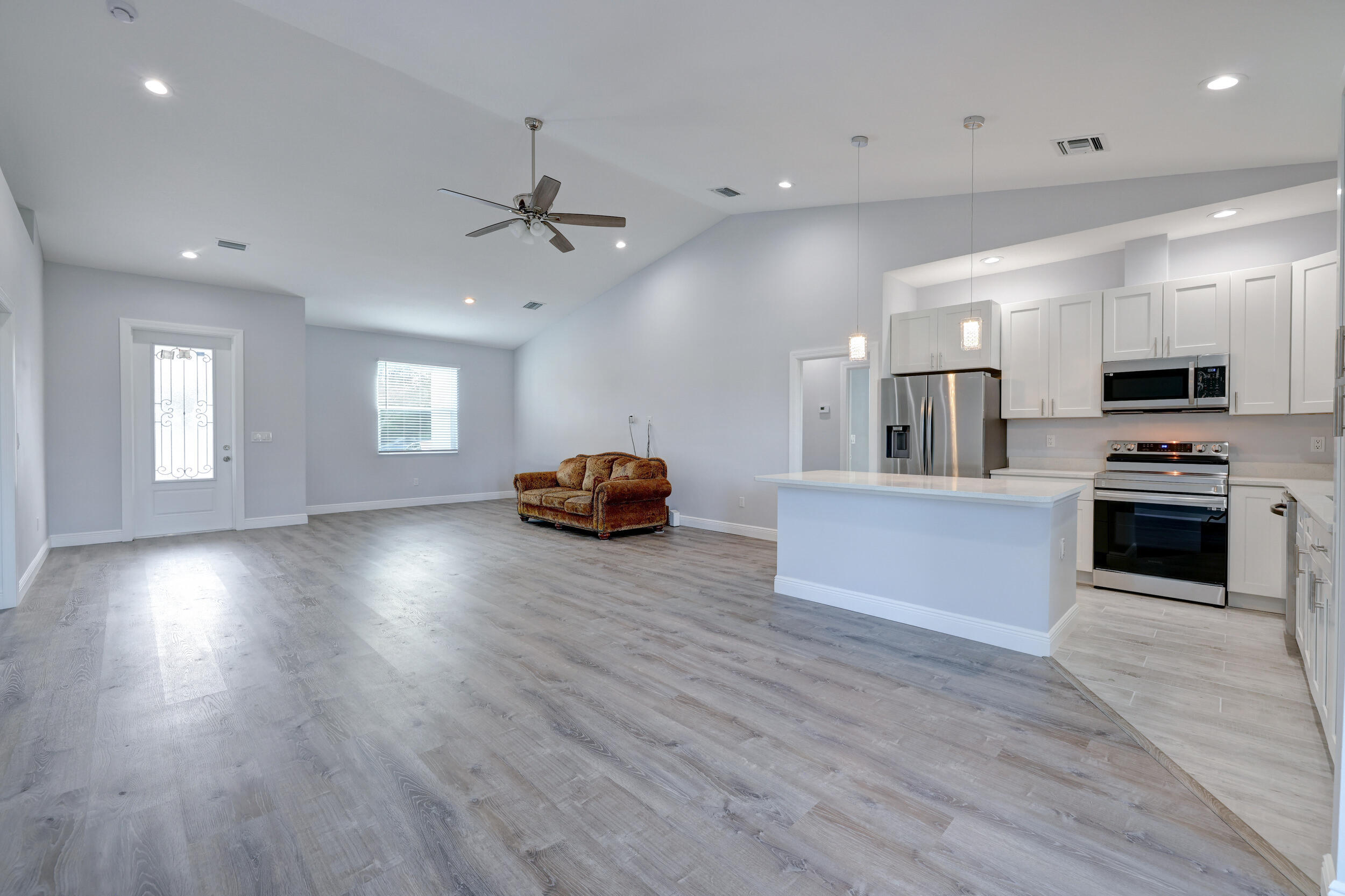 229 Southwest Becker Road Port St. Lucie, FL 34953 - Photo 6 of 23 09_632a9526_27_28_29_30