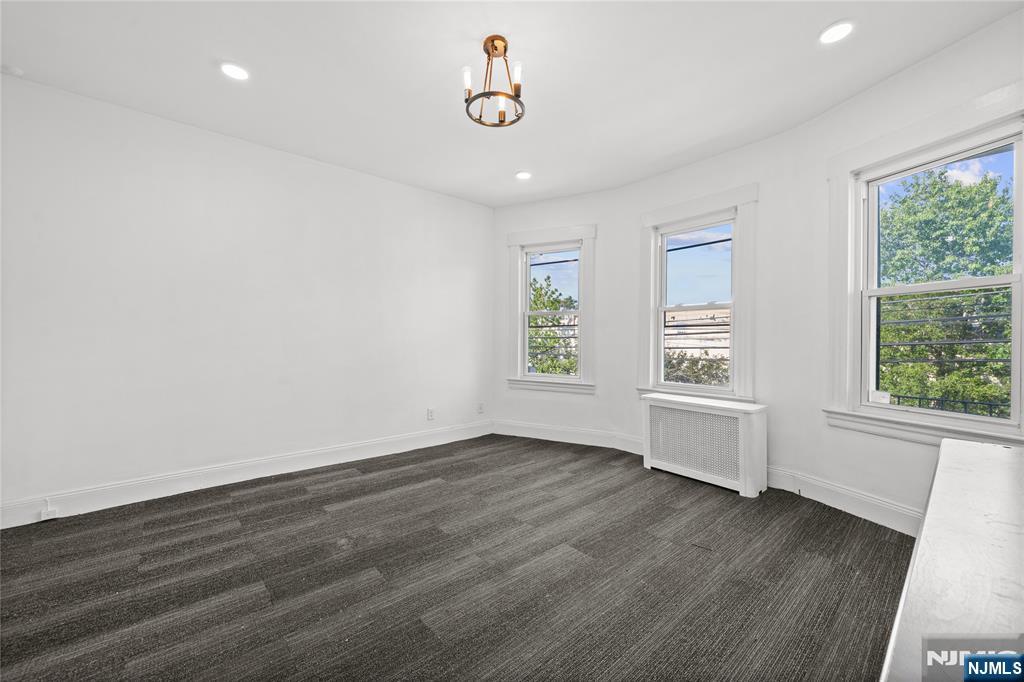 21 Walnut Street, Unit 2 Clifton, NJ 07013 - Photo 5 of 14