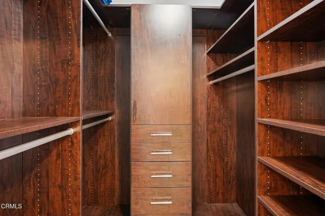 $795,000 | 121 South Hope Street, Unit 408, Los Angeles, CA 90012