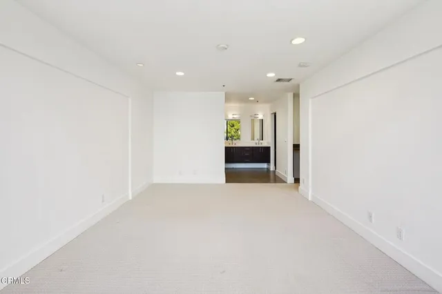 $795,000 | 121 South Hope Street, Unit 408, Los Angeles, CA 90012
