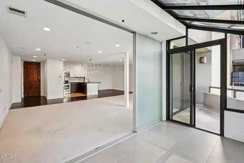 $795,000 | 121 South Hope Street, Unit 408, Los Angeles, CA 90012