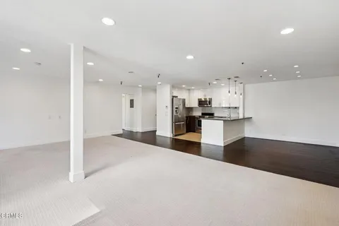 $795,000 | 121 South Hope Street, Unit 408, Los Angeles, CA 90012