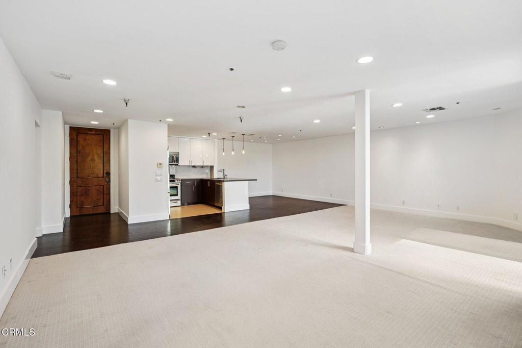 121 South Hope Street, Unit 408 Los Angeles, CA 90012 - Photo 8 of 32 9-web-or-mls-S Hope St-S2209-007