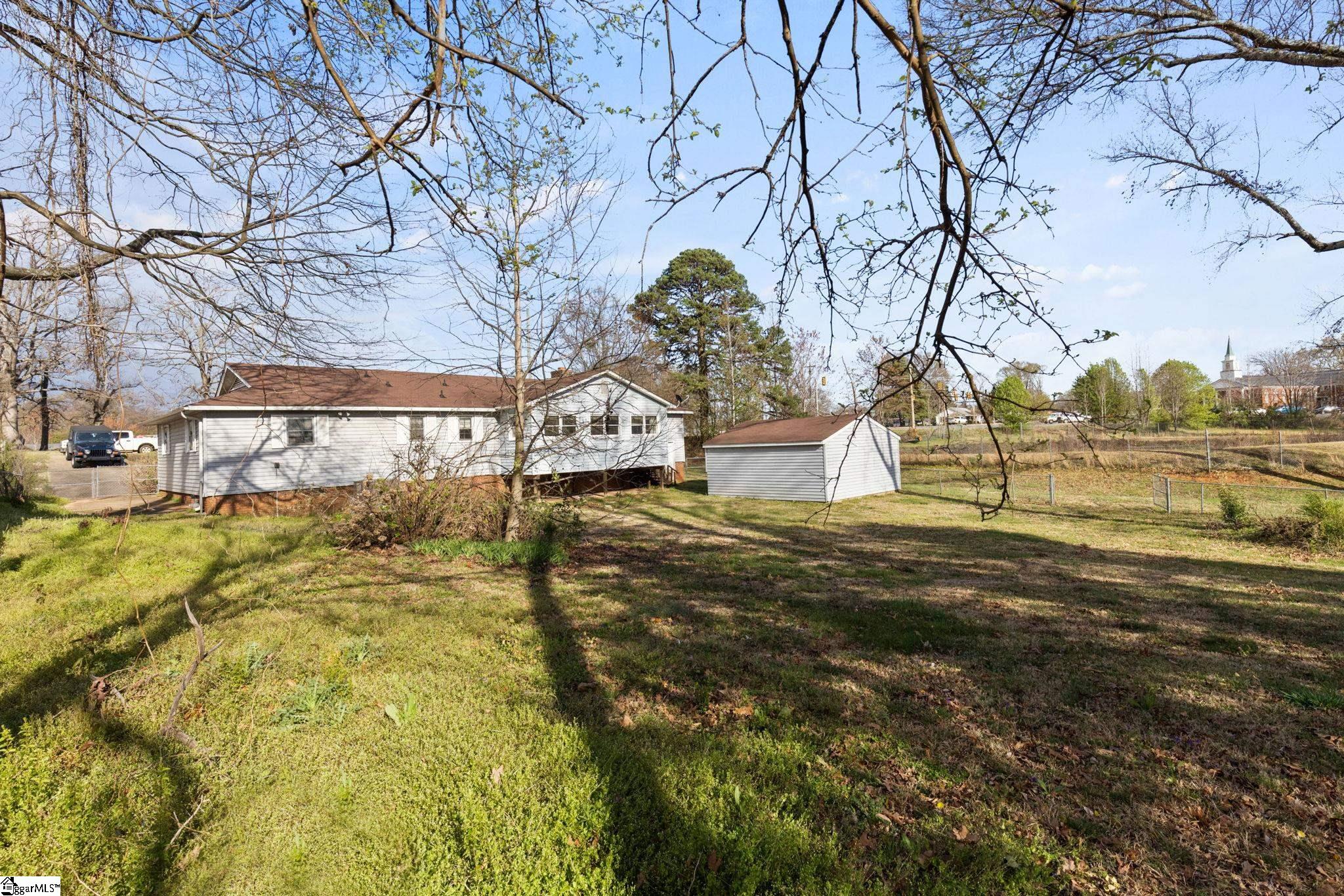912 South Buncombe Road Greer, SC 29650 - Photo 11 of 29