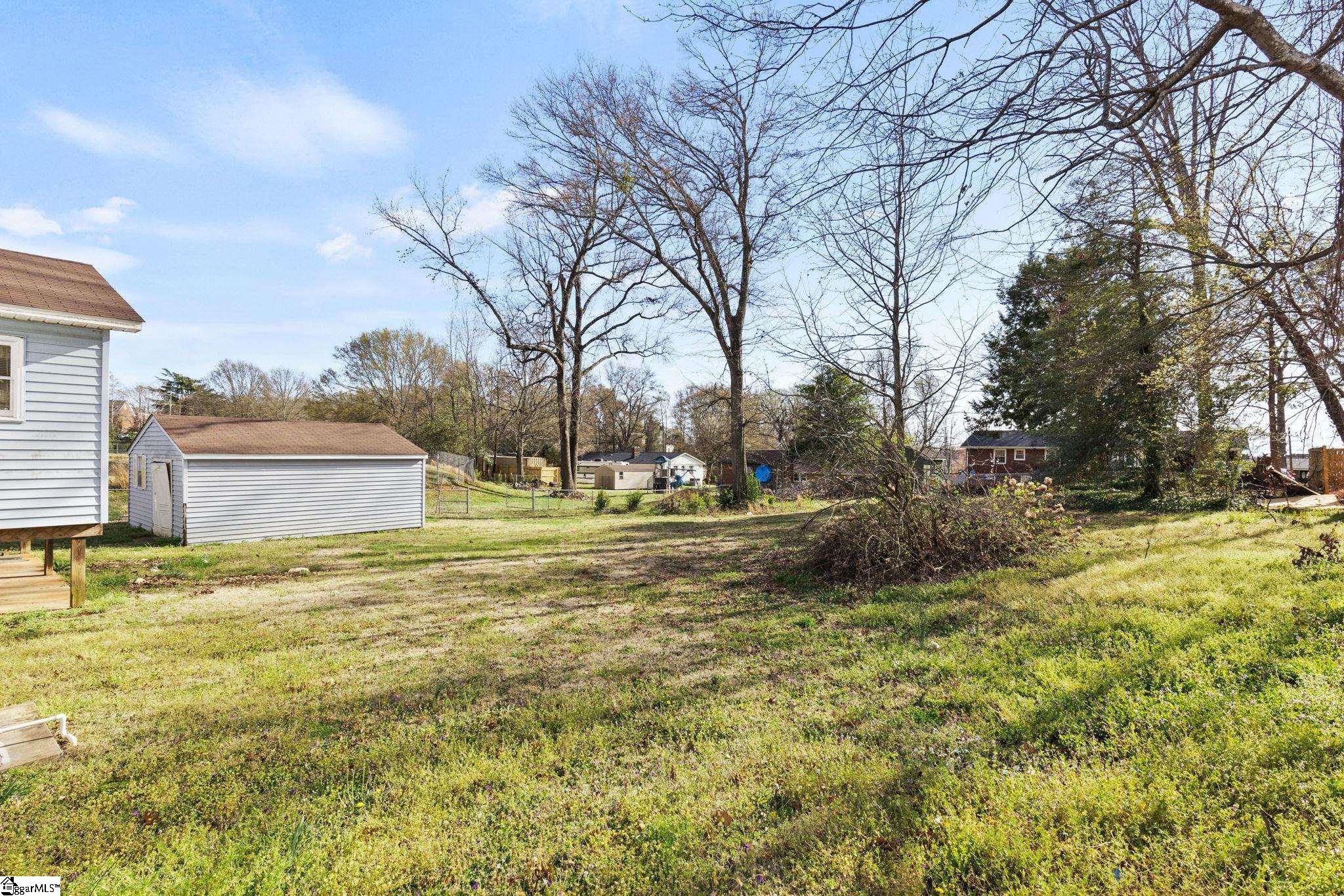 912 South Buncombe Road Greer, SC 29650 - Photo 17 of 29