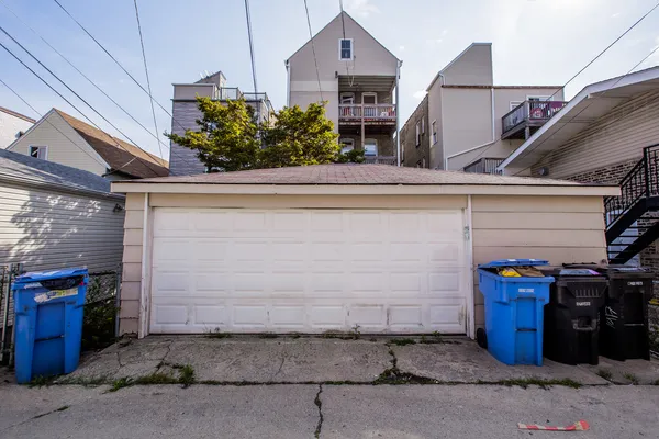 $3,200 | 1918 North Wood Street, Unit G, Chicago, IL 60622