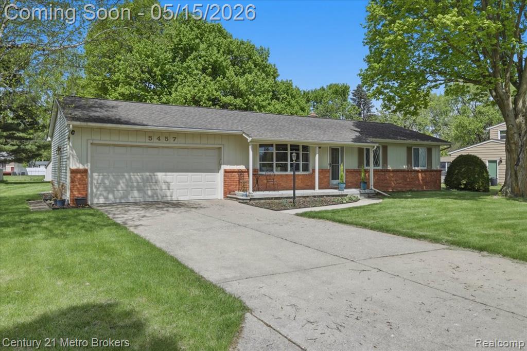 5457 North Seymour Road Flushing, MI 48433 - Photo 7 of 43