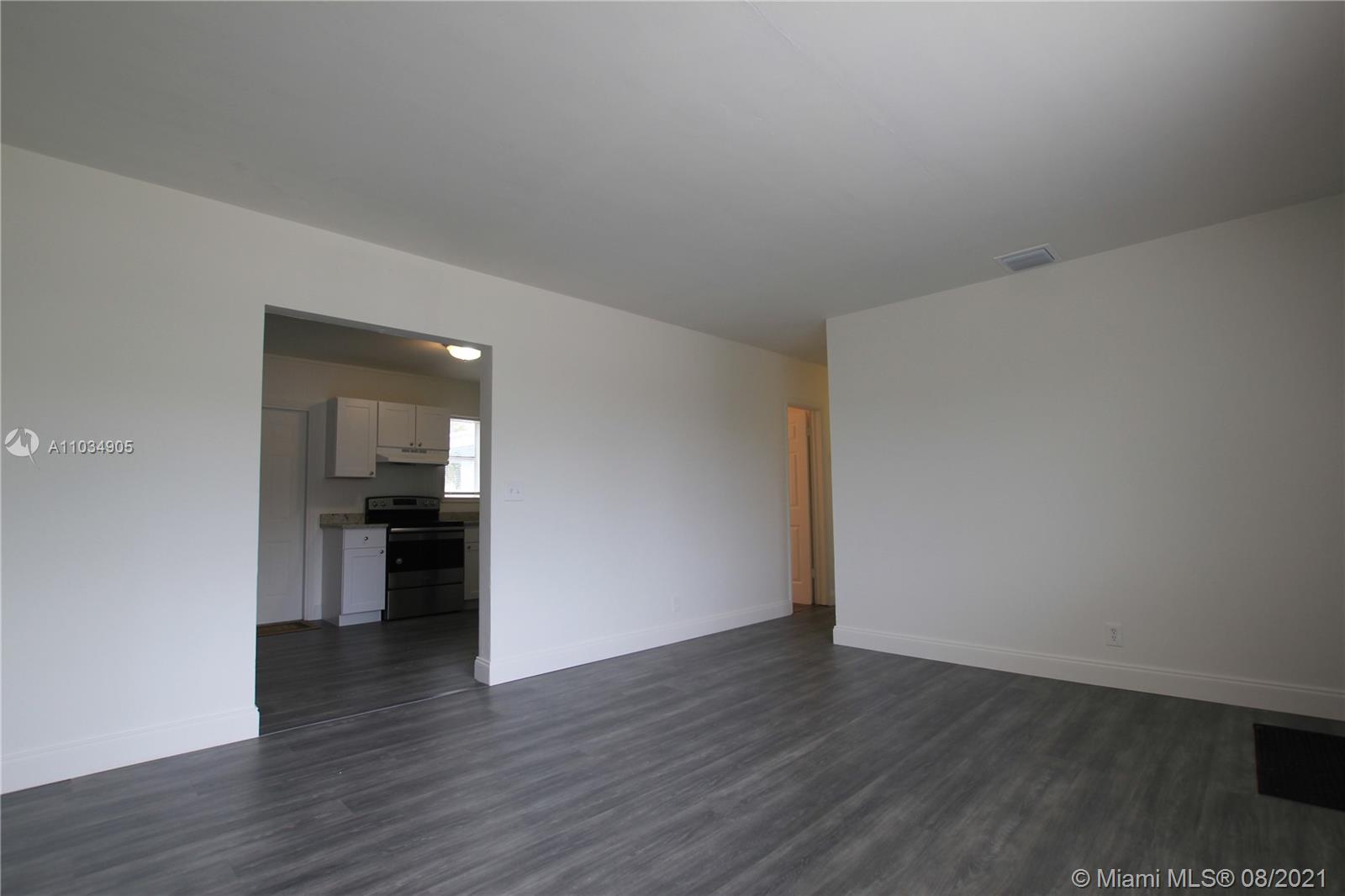 420 West 25th Street Riviera Beach, FL 33404 - Photo 3 of 11 Gallery Image 3