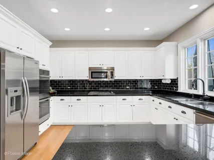 $1,000,000 | 525 South Oak Avenue, Westmont, IL 60559