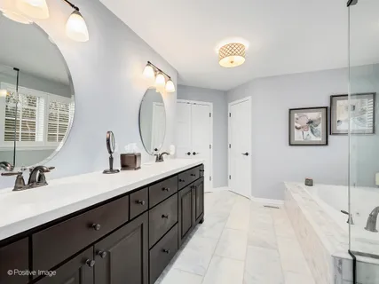 $1,000,000 | 525 South Oak Avenue, Westmont, IL 60559