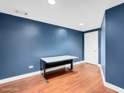 $1,000,000 | 525 South Oak Avenue, Westmont, IL 60559