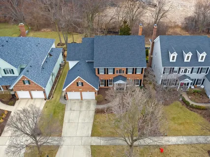 $1,000,000 | 525 South Oak Avenue, Westmont, IL 60559