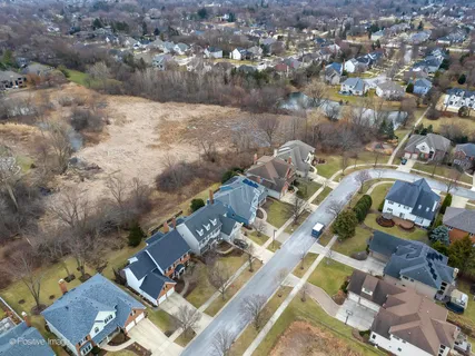 $1,000,000 | 525 South Oak Avenue, Westmont, IL 60559