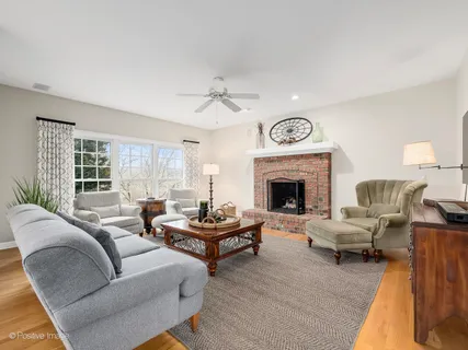 $1,000,000 | 525 South Oak Avenue, Westmont, IL 60559