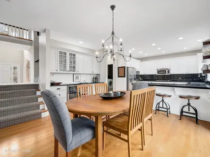 $1,000,000 | 525 South Oak Avenue, Westmont, IL 60559