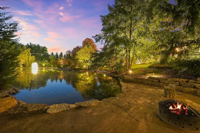 $2,500,000 | 80 Geneva Court, Inverness, IL 60010