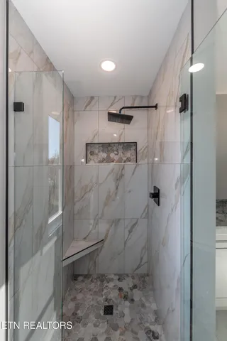 $575,000 | 2067 Cecil Johnson Road Northwest, Knoxville, TN 37921