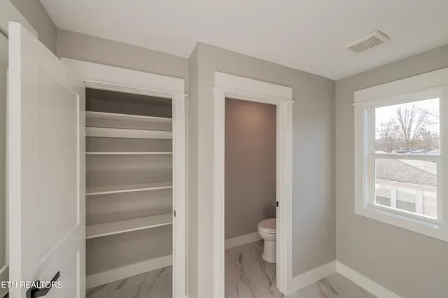 $575,000 | 2067 Cecil Johnson Road Northwest, Knoxville, TN 37921